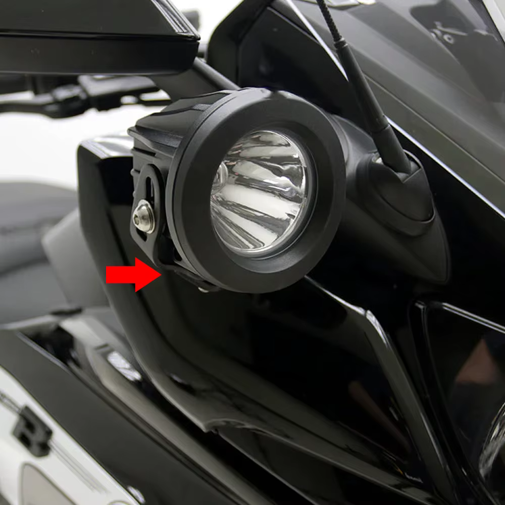 Support de fixation en aluminium pour éclairage auxiliaire de moto