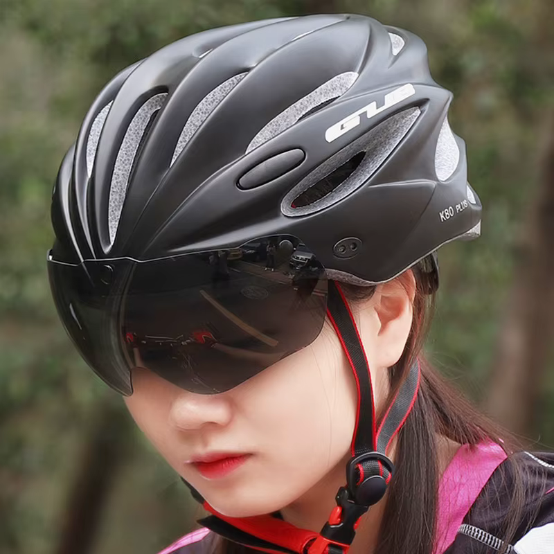Casque de vélo GUB avec lunettes magnétiques coupe-vent