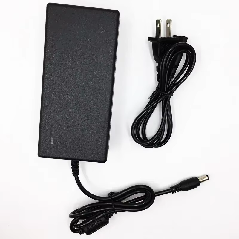Chargeur de batterie au Lithium 54.6V 2A