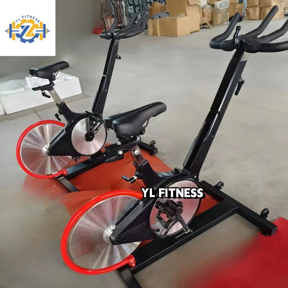 Vélo de spinning magnétique commercial silencieux pour l'intérieur