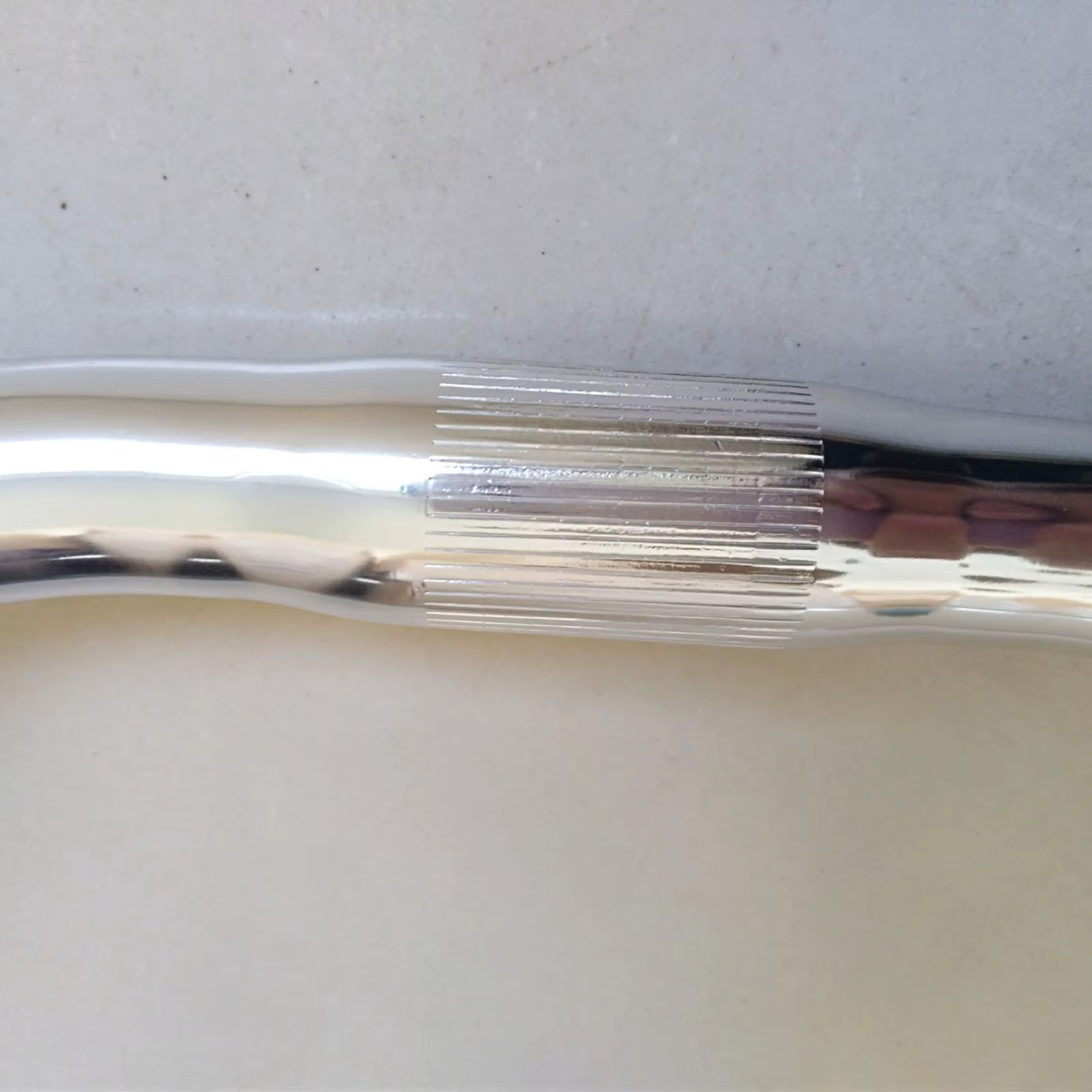 Guidon de vélo de route en alliage d'aluminium