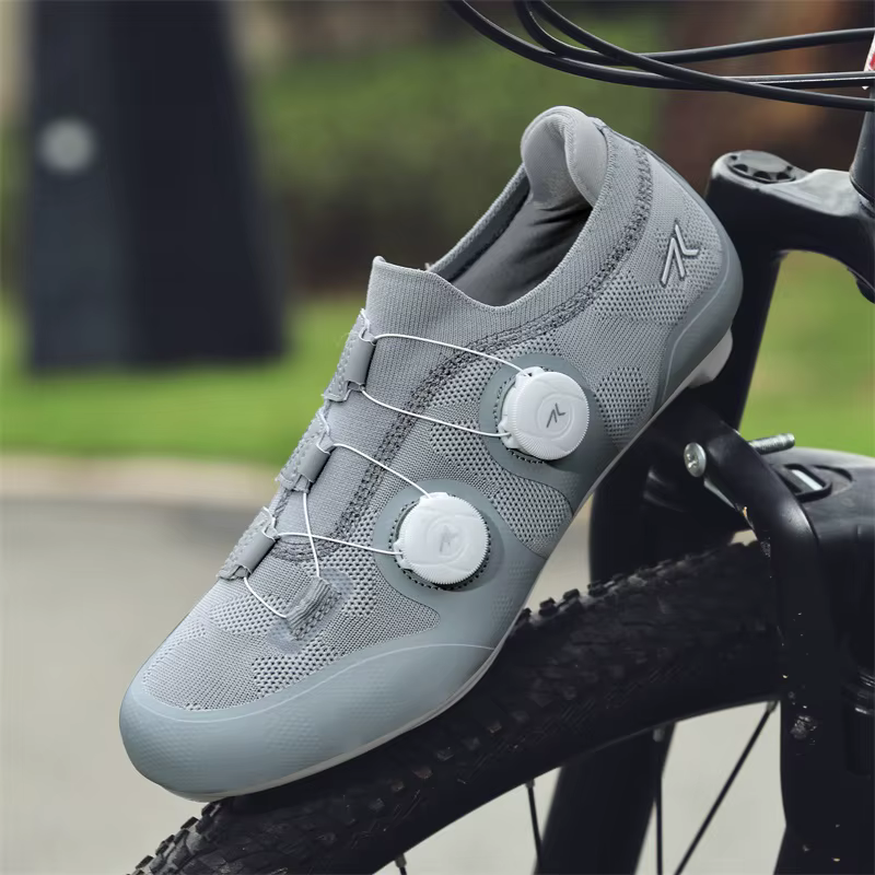 Chaussures de vélo de route pour hommes