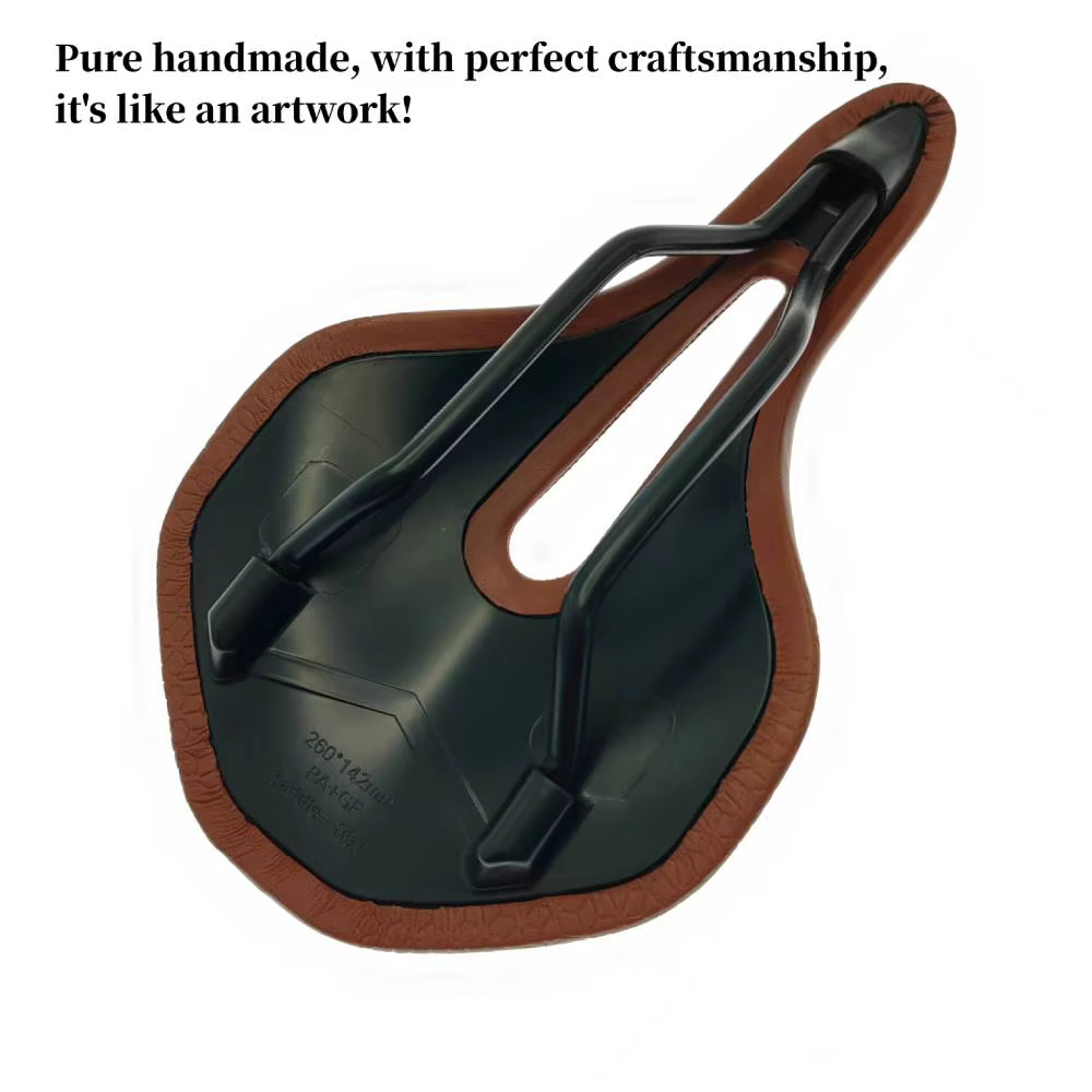 Selle de vélo en cuir marron creux