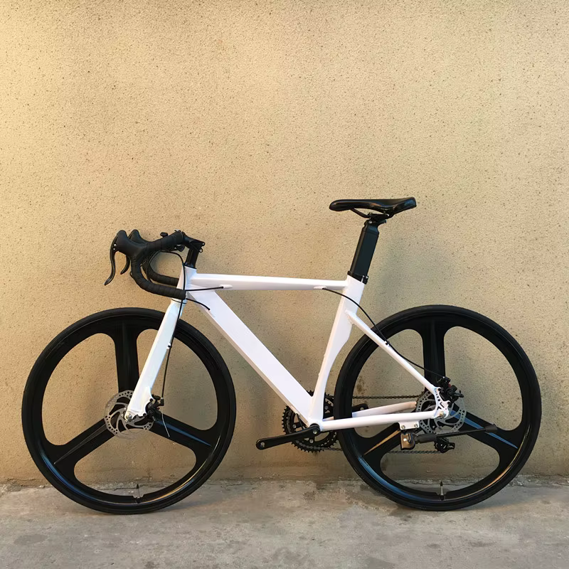 Vélo de route en alliage d'aluminium double frein à disque pour étudiants et adultes