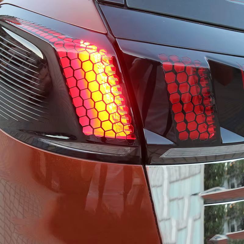 Accessoires pour Peugeot 3008 GT 3008GT 2016 2017 2018 2019, couvercle de feu arrière de voiture, autocollant de protection de décoration en nid d'abeille